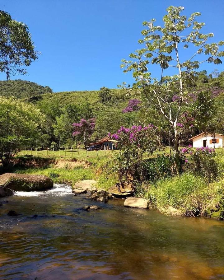 Pousada Camping E Restaurante Vila Dos Arcanjos بوكاينا دي ميناس المظهر الخارجي الصورة