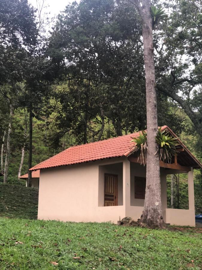 Pousada Camping E Restaurante Vila Dos Arcanjos بوكاينا دي ميناس المظهر الخارجي الصورة