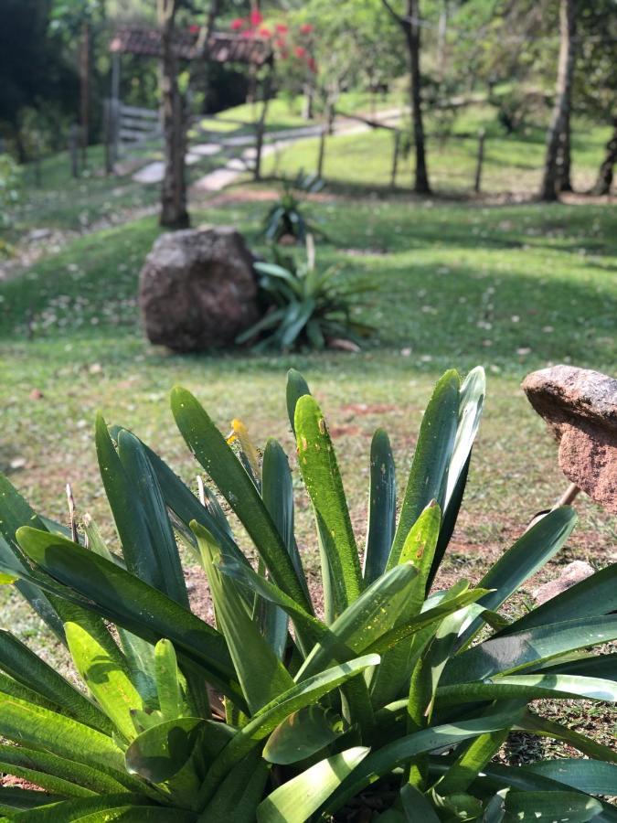 Pousada Camping E Restaurante Vila Dos Arcanjos بوكاينا دي ميناس المظهر الخارجي الصورة